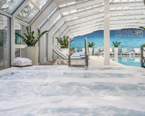 media.Gallery-piscina-Atlantjde-2-Hotel-Atlantic-Riccione