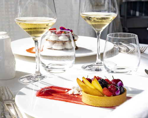 media.Slide-White-&-Blue-5-Hotel-Atlantic-Riccione