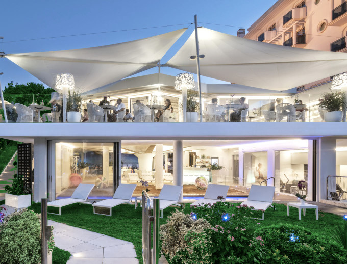 media.Gallery-Terrazzo-6-Hotel-Atlantic-Riccione