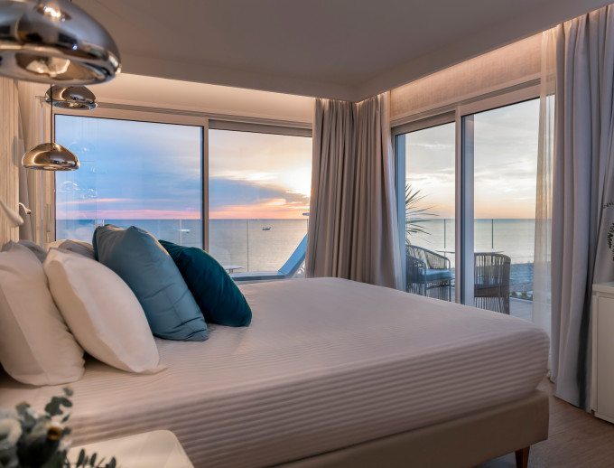 media.Atlantic Suite 629-1