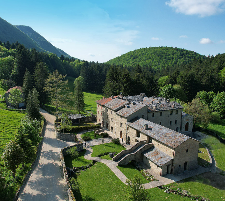 media.Monastero Panoramica 2000px-hd