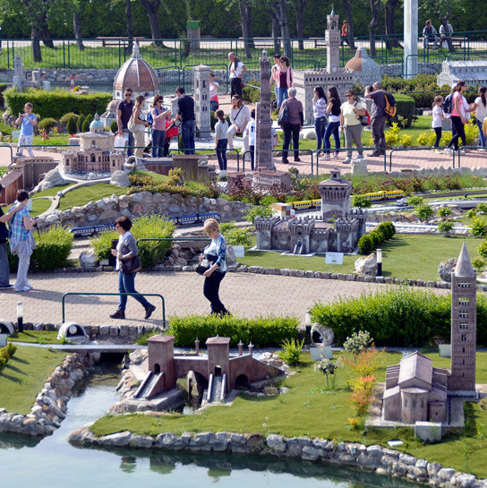 media.Servizi-Italia-in-miniatura-Hotel-Atlantic-Riccione